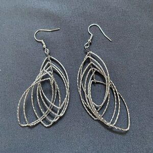 Elegant Silver Wire Hoop Earrings